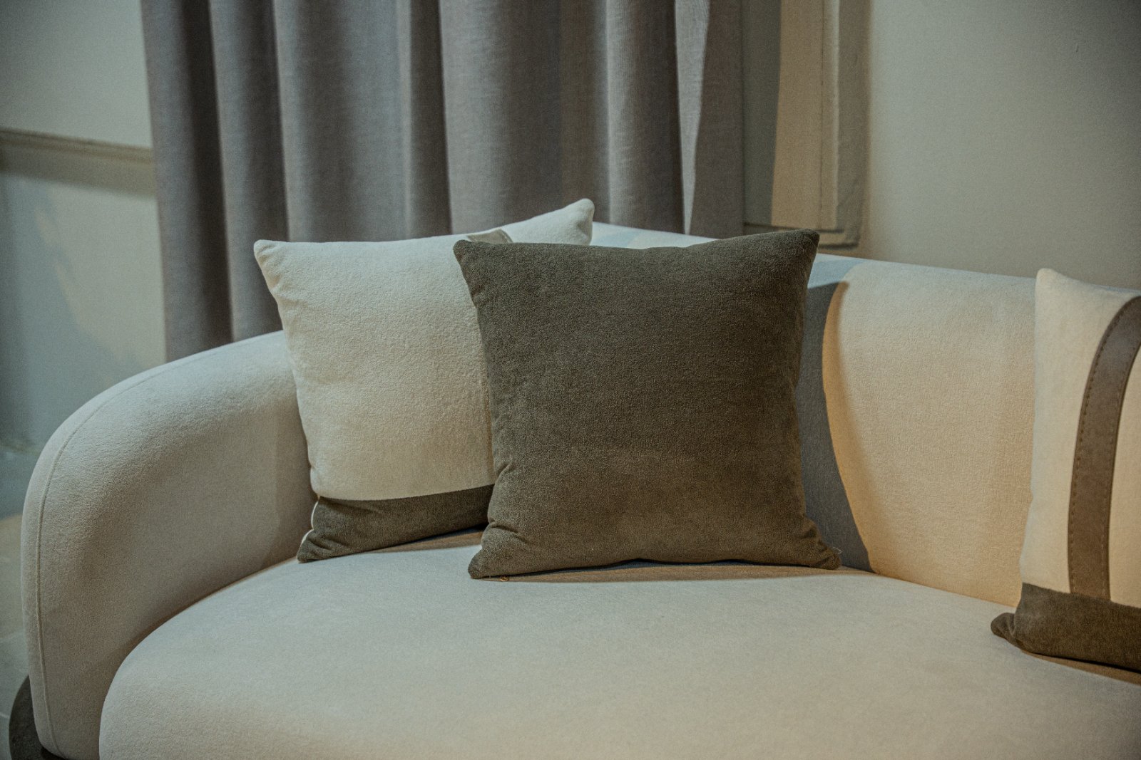 Bella L-Shape Sofa view 4