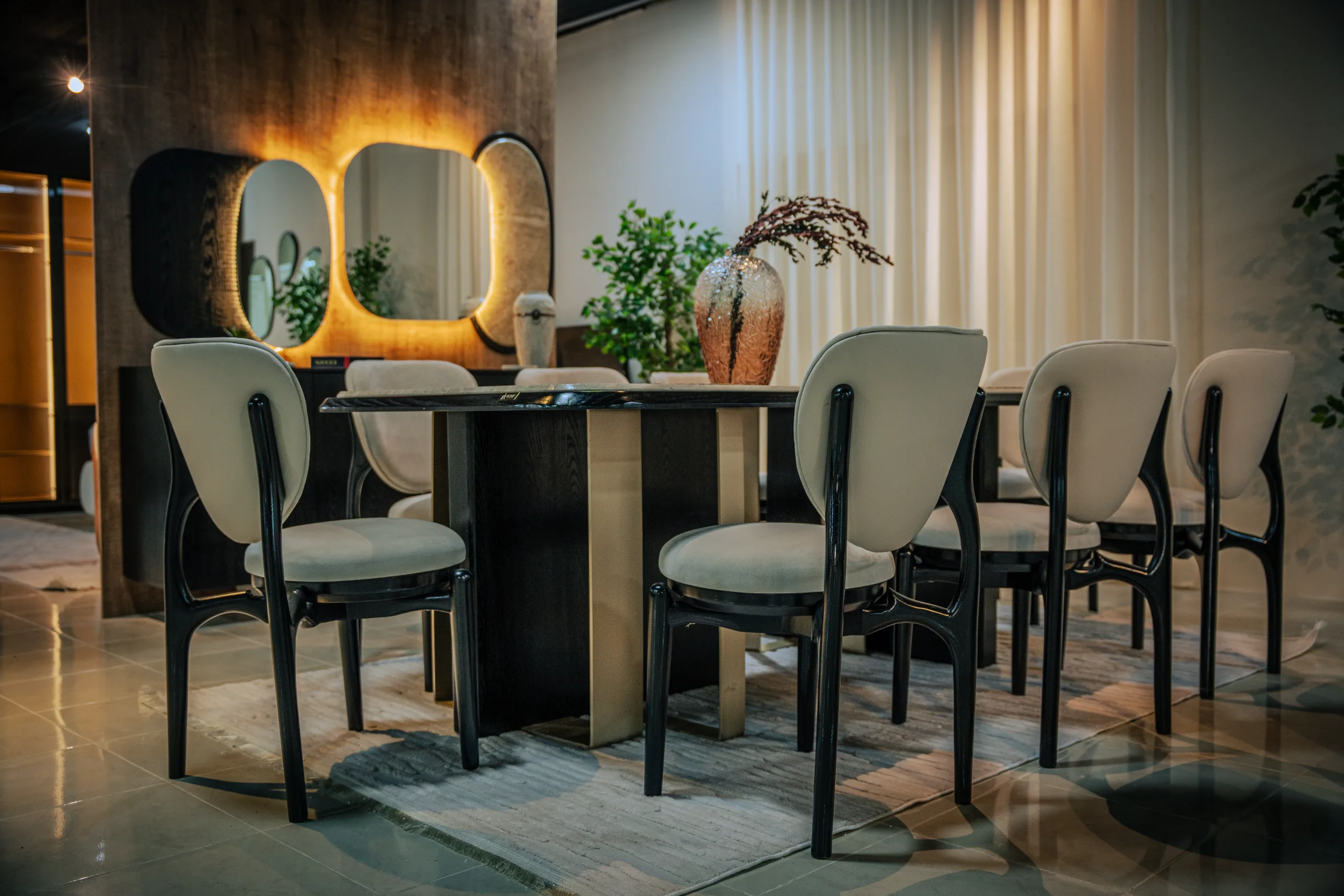 Onix Dining Table Set