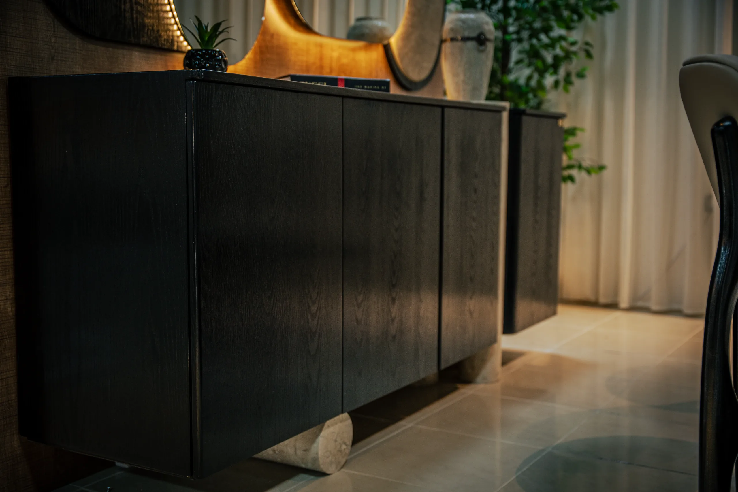 Onix Dining Table Set view 5
