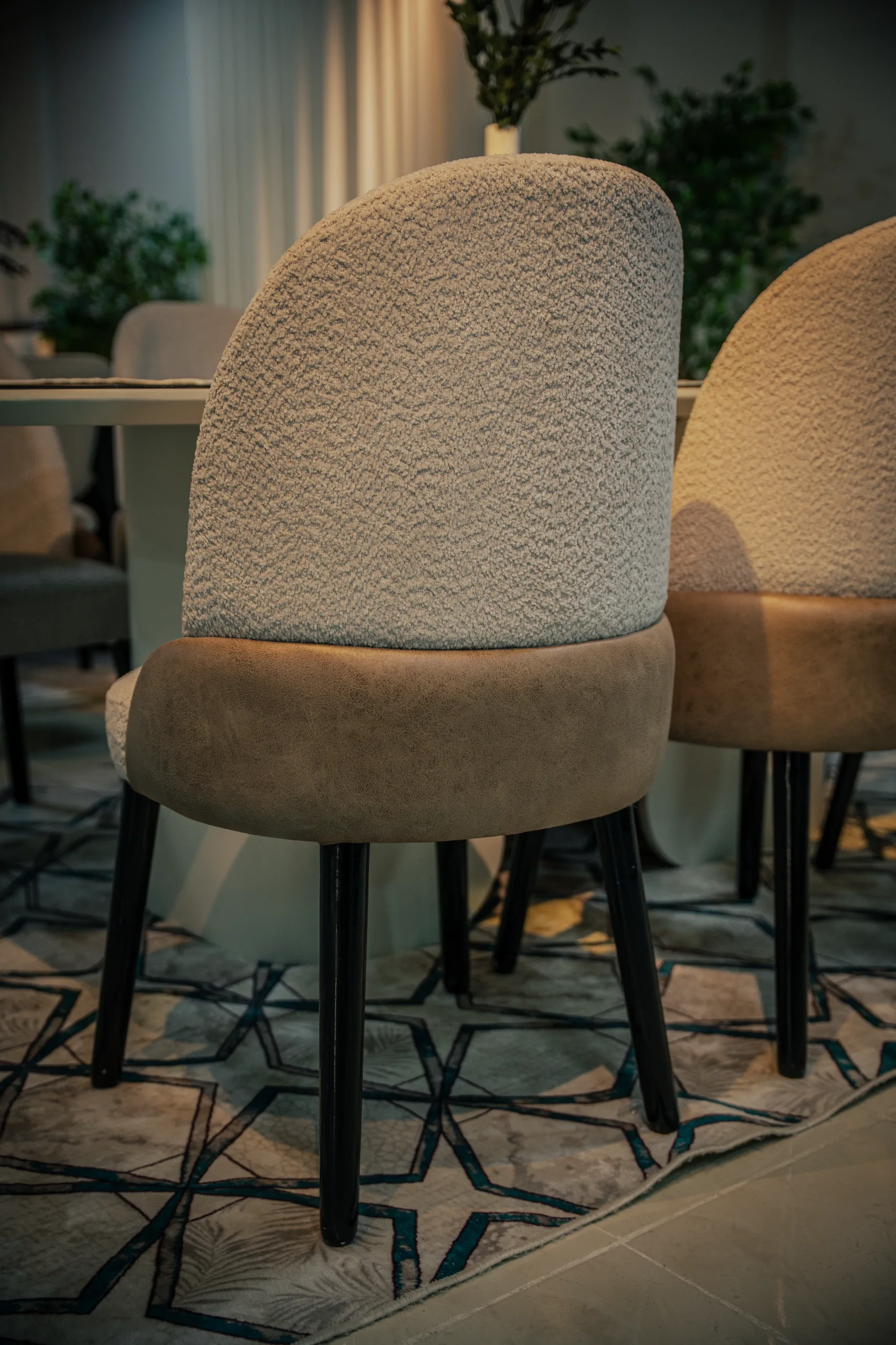 Mood Dining Table Set view 9