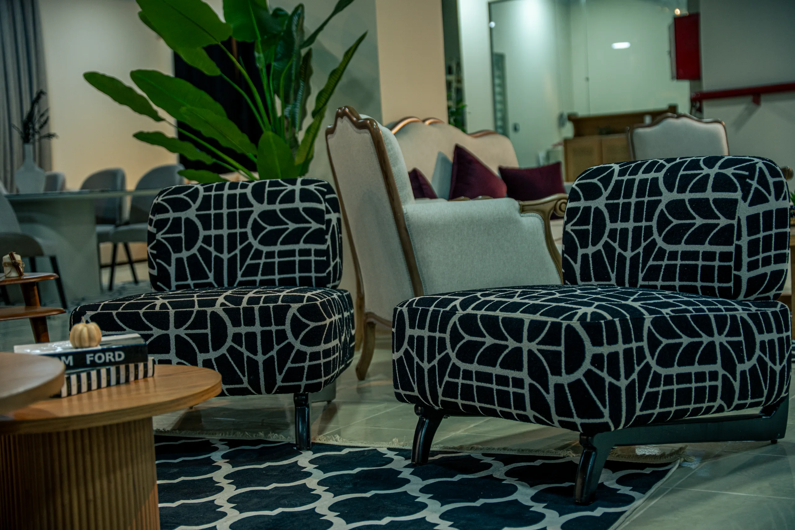 Luxury Living Room Set view 5
